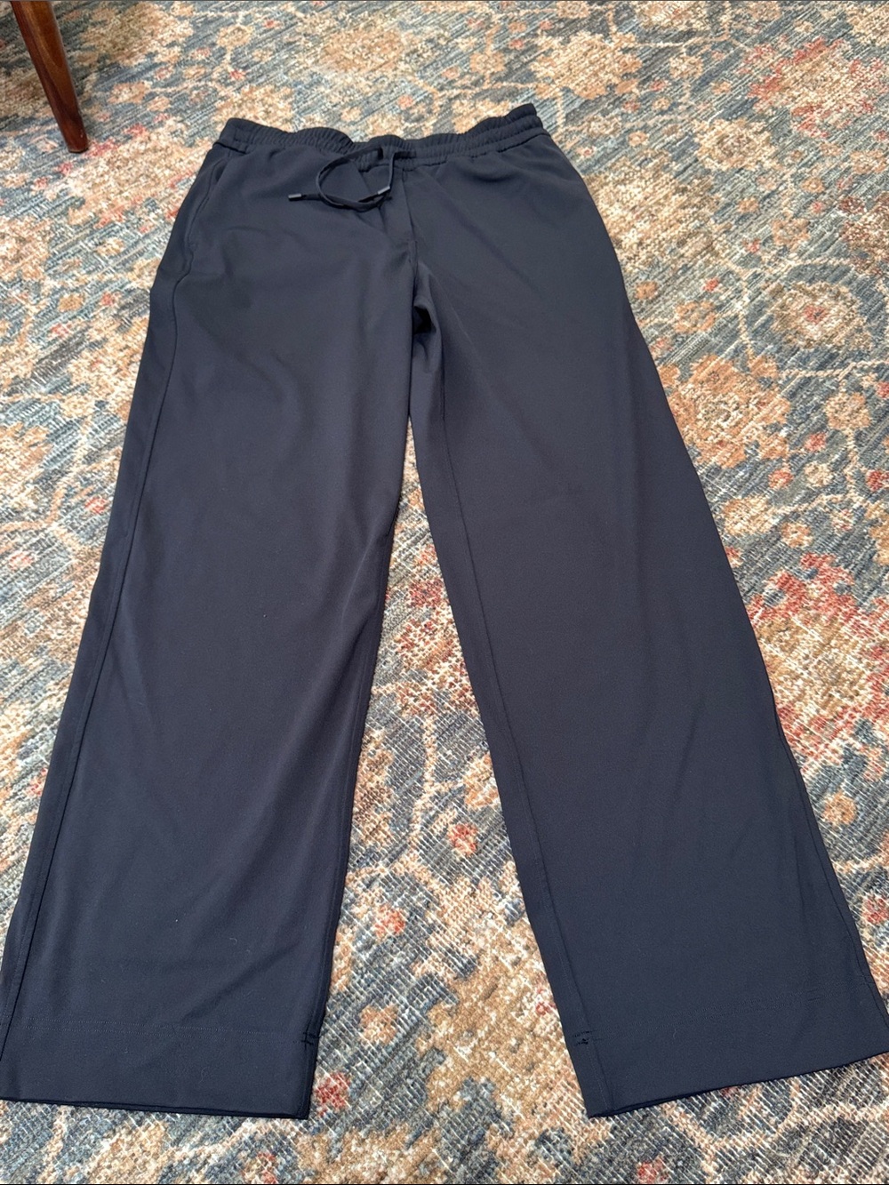 lululemon Luxtreme Mid-Rise Straight-Leg Trouser Black Women’s M EUC